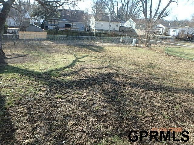 5627 Northwest Drive, Omaha, NE 68104