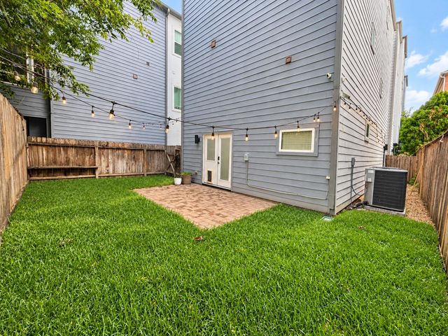 2316 Austin Street, Houston, TX 77004