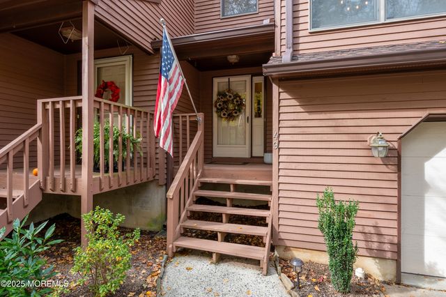 49 Pape Drive, Atlantic Highlands, NJ 07716