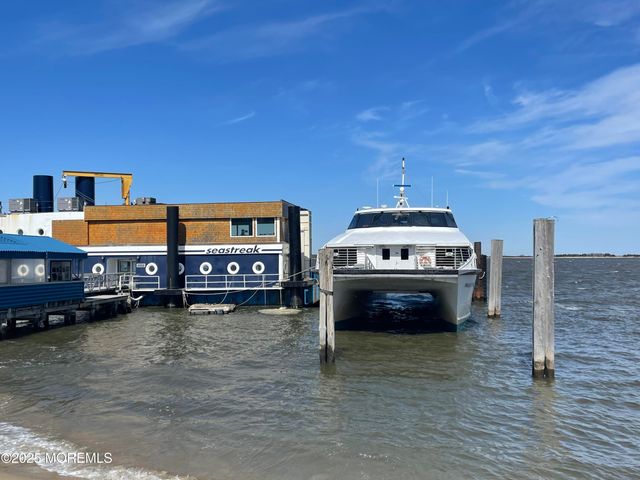 49 Pape Drive, Atlantic Highlands, NJ 07716