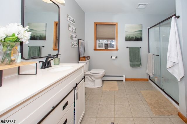 70 Holland Rd, Wantage Twp., NJ 07461