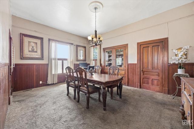 1321 N Street, Bakersfield, CA 93301