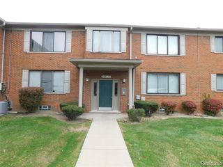 32722 Harper Avenue, Saint Clair Shores, MI 48082