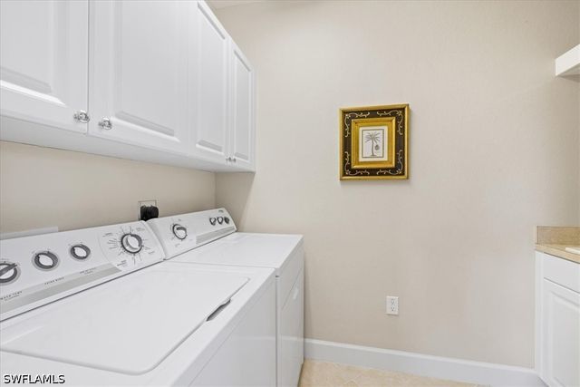 8051 Players Cove DR 102, Naples, FL 34113
