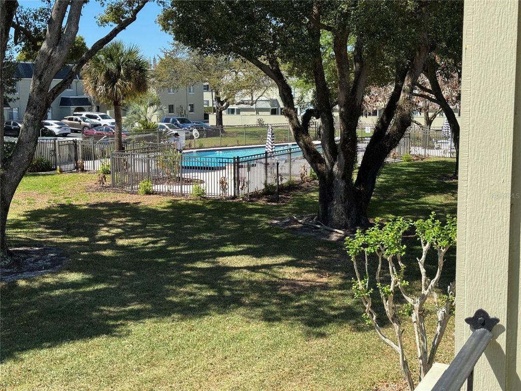 Image 12 of property listing at 525 CONWAY ROAD 220, Orlando, FL 32807
