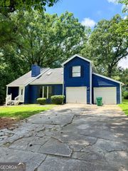 427 Chanterelle Drive, Stone Mountain, GA 30087