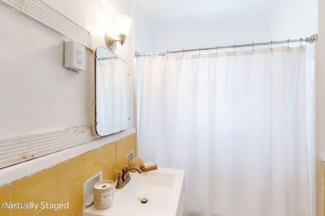 21 Moore Street, Albany, NY 12202