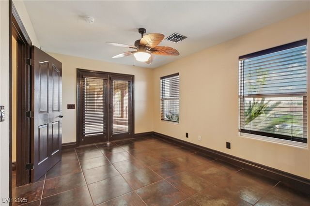 3622 Mooncrest Circle, Las Vegas, NV 89129