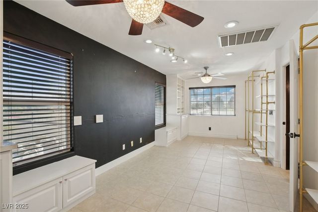 3622 Mooncrest Circle, Las Vegas, NV 89129