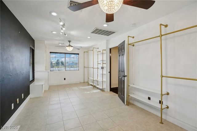 3622 Mooncrest Circle, Las Vegas, NV 89129