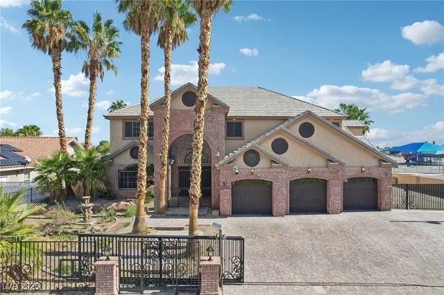 3622 Mooncrest Circle, Las Vegas, NV 89129