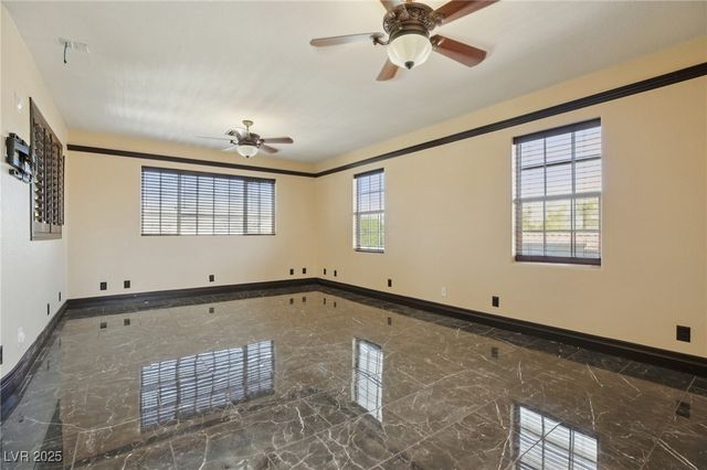 3622 Mooncrest Circle, Las Vegas, NV 89129