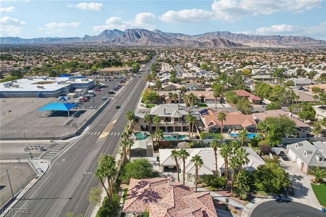 3622 Mooncrest Circle, Las Vegas, NV 89129