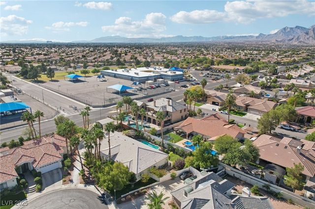 3622 Mooncrest Circle, Las Vegas, NV 89129