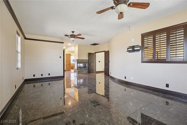 3622 Mooncrest Circle, Las Vegas, NV 89129