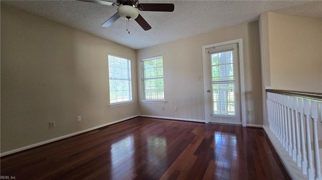 114 Sarazen CT, Newport News, VA 23602