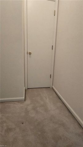 114 Sarazen CT, Newport News, VA 23602