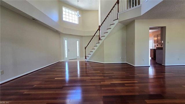 114 Sarazen CT, Newport News, VA 23602
