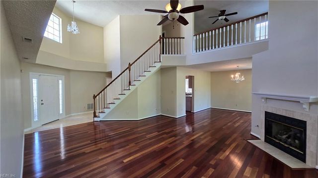 114 Sarazen CT, Newport News, VA 23602