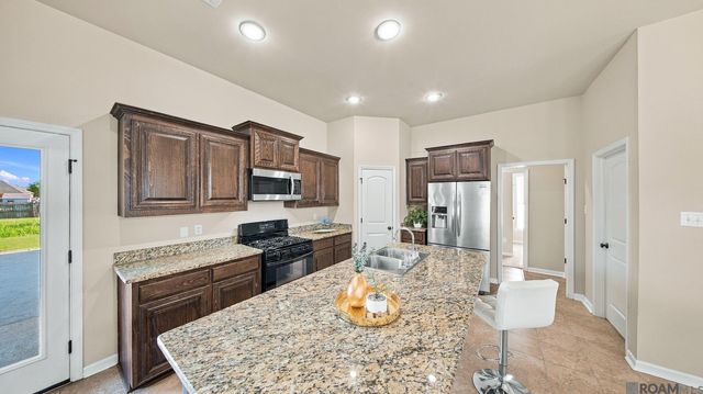 4382 Olivia Drive, Addis, LA 70710