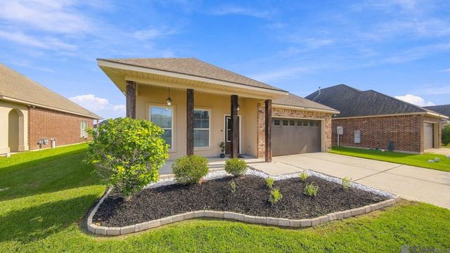 4382 Olivia Drive, Addis, LA 70710