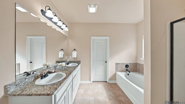 4382 Olivia Drive, Addis, LA 70710