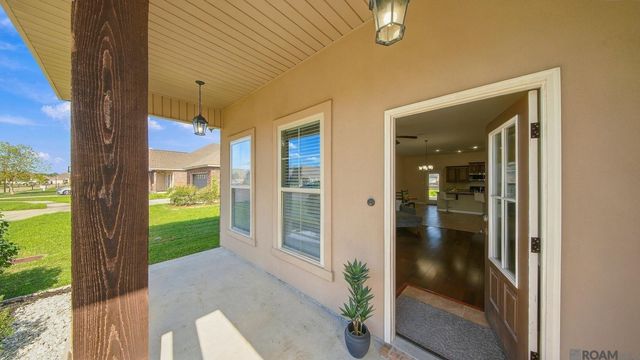 4382 Olivia Drive, Addis, LA 70710