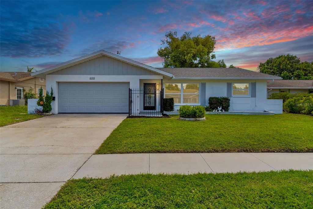 8159 129TH STREET N, Seminole, FL 33776