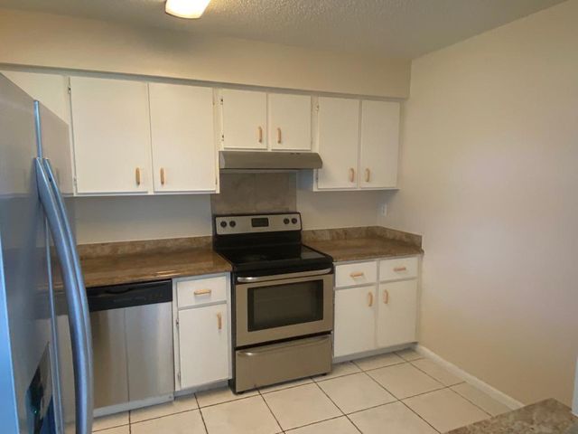 4901 Pier Drive, Greenacres, FL 33463