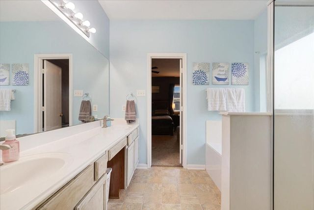 1202 Collier Point Lane, Fresno, TX 77545