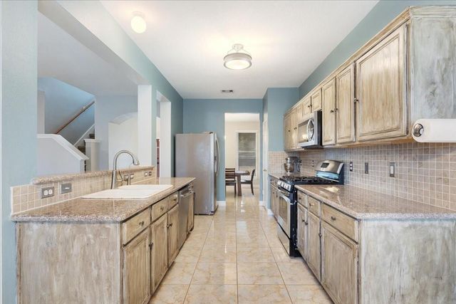 1202 Collier Point Lane, Fresno, TX 77545