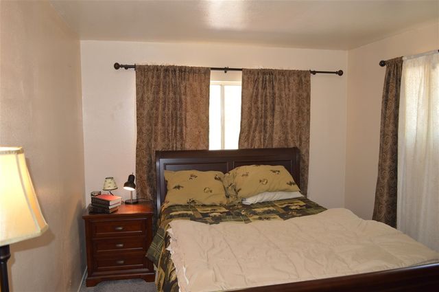 6337 Cerro Sierra, Greeley Hills, CA 95311