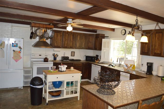 6337 Cerro Sierra, Greeley Hills, CA 95311