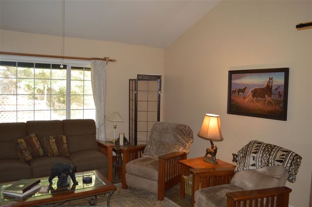 6337 Cerro Sierra, Greeley Hills, CA 95311