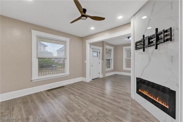 1254 E 100th Street, Cleveland, OH 44108