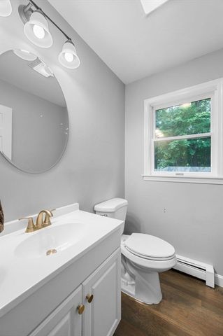 381 Linebrook Rd, Ipswich, MA 01938