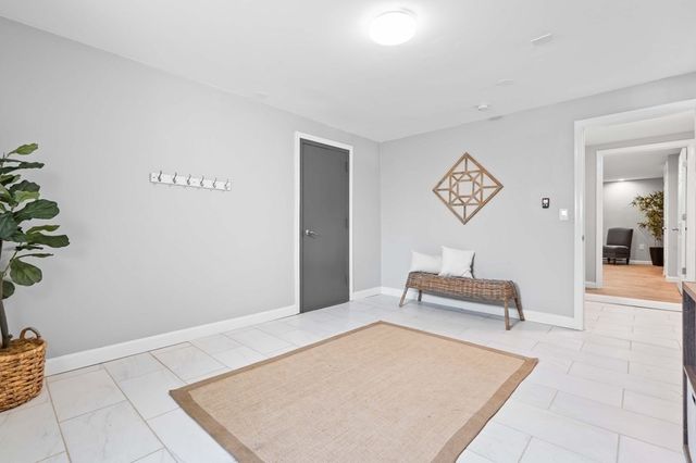 381 Linebrook Rd, Ipswich, MA 01938