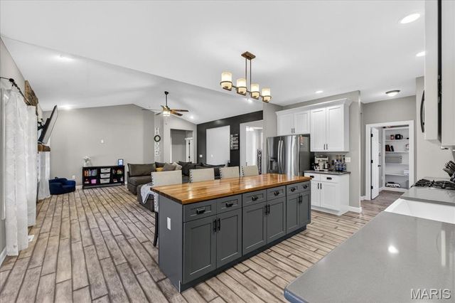 60 S Creek Drive, Moscow Mills, MO 63362