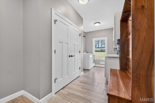 60 S Creek Drive, Moscow Mills, MO 63362