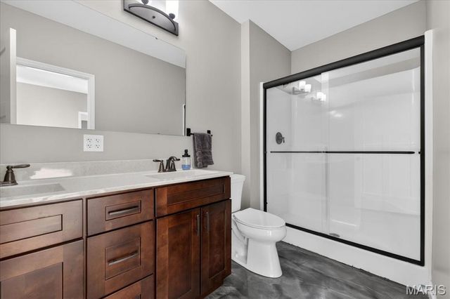 60 S Creek Drive, Moscow Mills, MO 63362