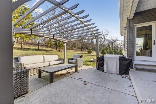 60 S Creek Drive, Moscow Mills, MO 63362