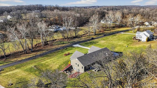 60 S Creek Drive, Moscow Mills, MO 63362