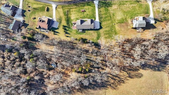 60 S Creek Drive, Moscow Mills, MO 63362