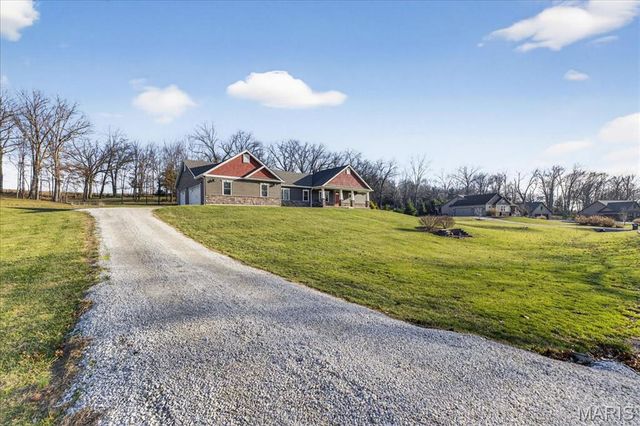 60 S Creek Drive, Moscow Mills, MO 63362