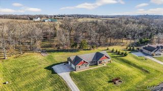 60 S Creek Drive, Moscow Mills, MO 63362