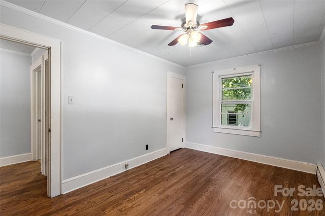 412 Eastside Drive, Statesville, NC 28625