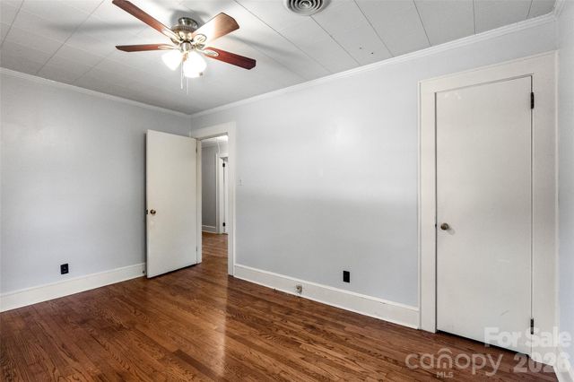 412 Eastside Drive, Statesville, NC 28625