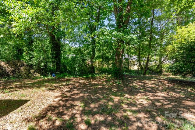 412 Eastside Drive, Statesville, NC 28625