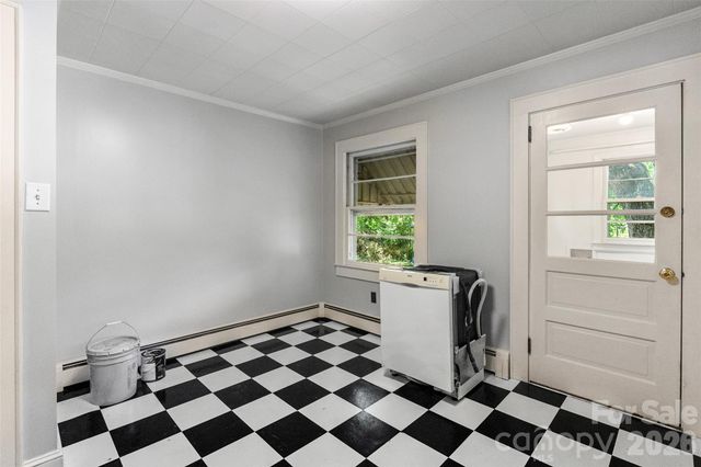 412 Eastside Drive, Statesville, NC 28625