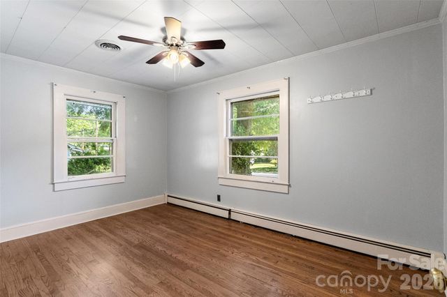 412 Eastside Drive, Statesville, NC 28625